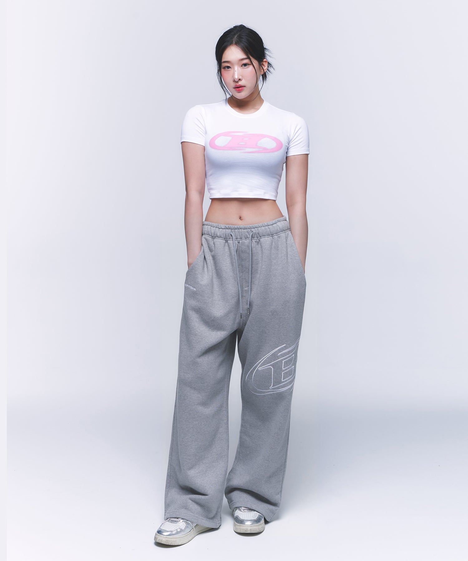 BLUR LOGO CROP TOP [IVORY]