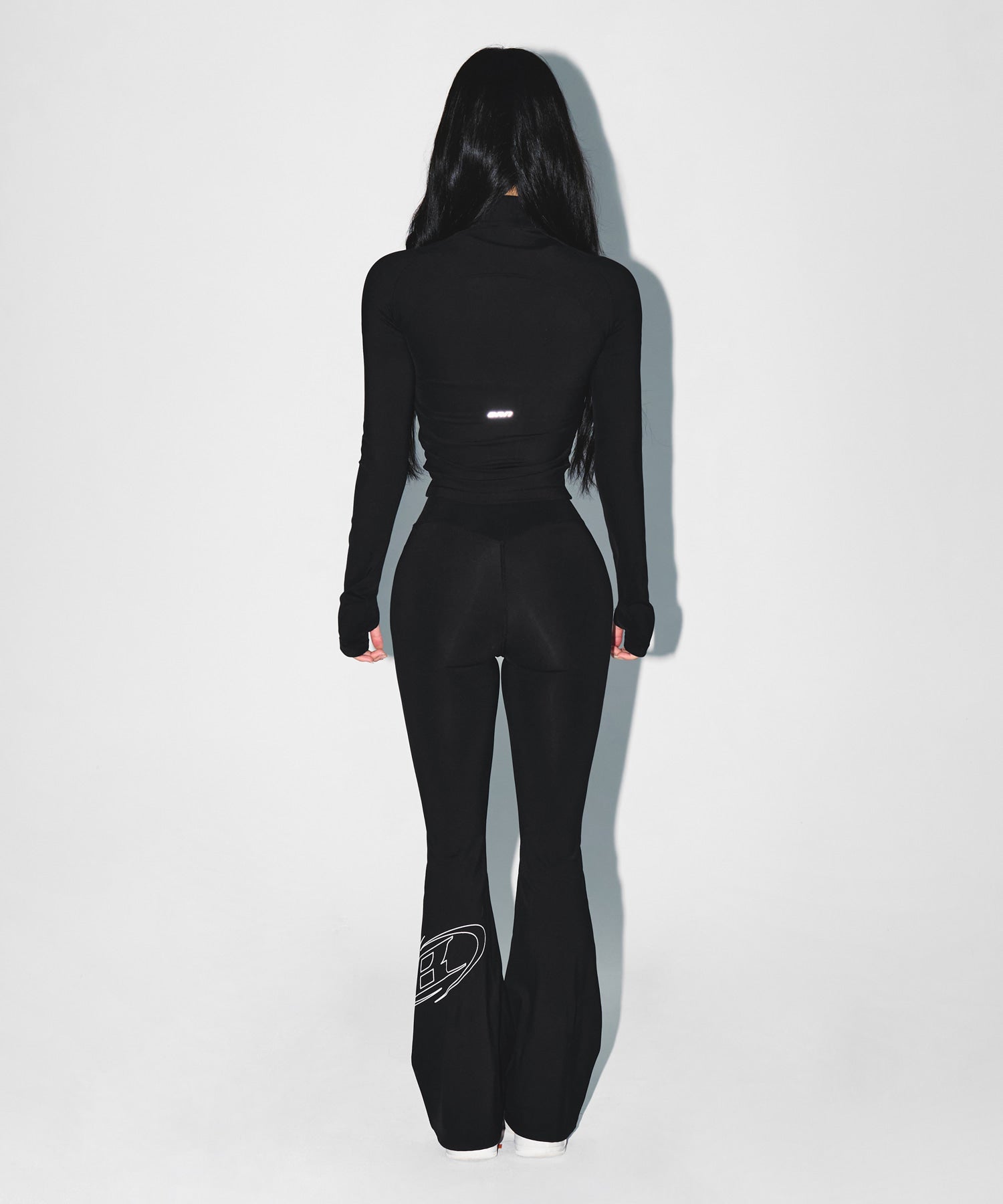 【予約販売：ご注文より1～3週間後に発送予定】W COMPRESSION FULL ZIP UP JACKET [BLACK]