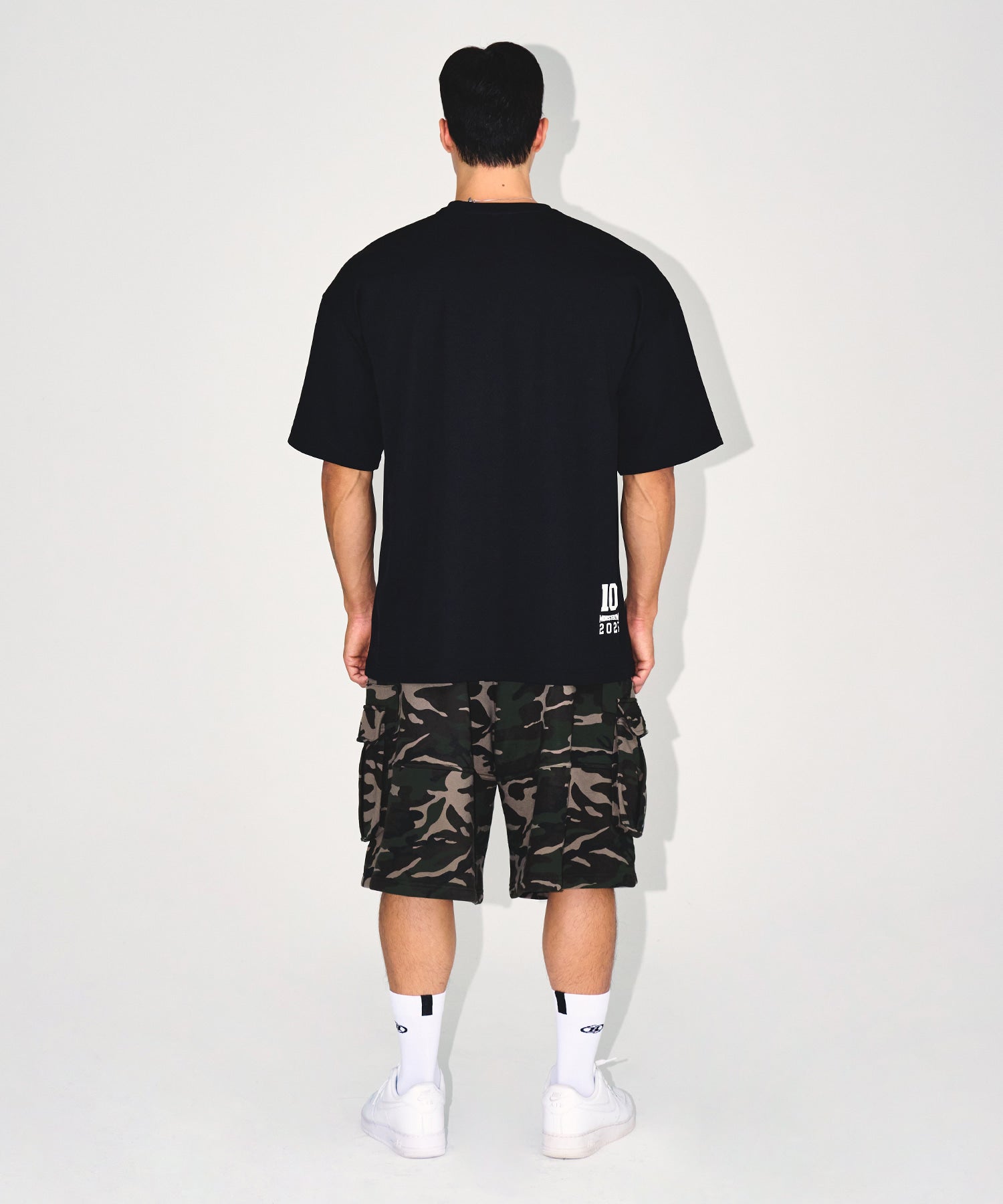 【予約販売：ご注文より1～3週間後に発送予定】MONSTERZYM 10th SEMI OVER FIT T-SHIRTS [BLACK]