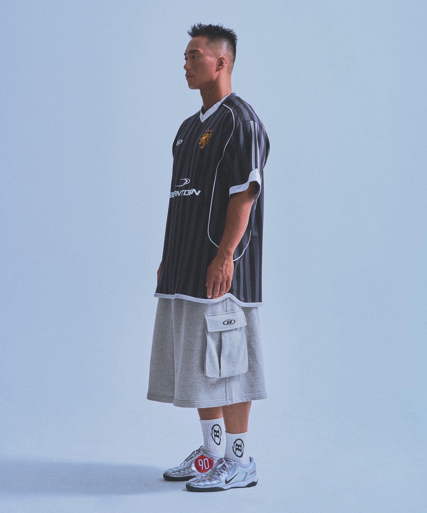 【5/30 Release】SYMBOL B SOCCER STRIPE JERSEY [BLACK]