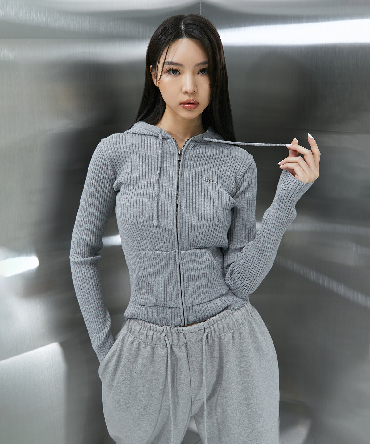 B PENDANT CROP ZIP-UP KNIT [MELANGE GREY]