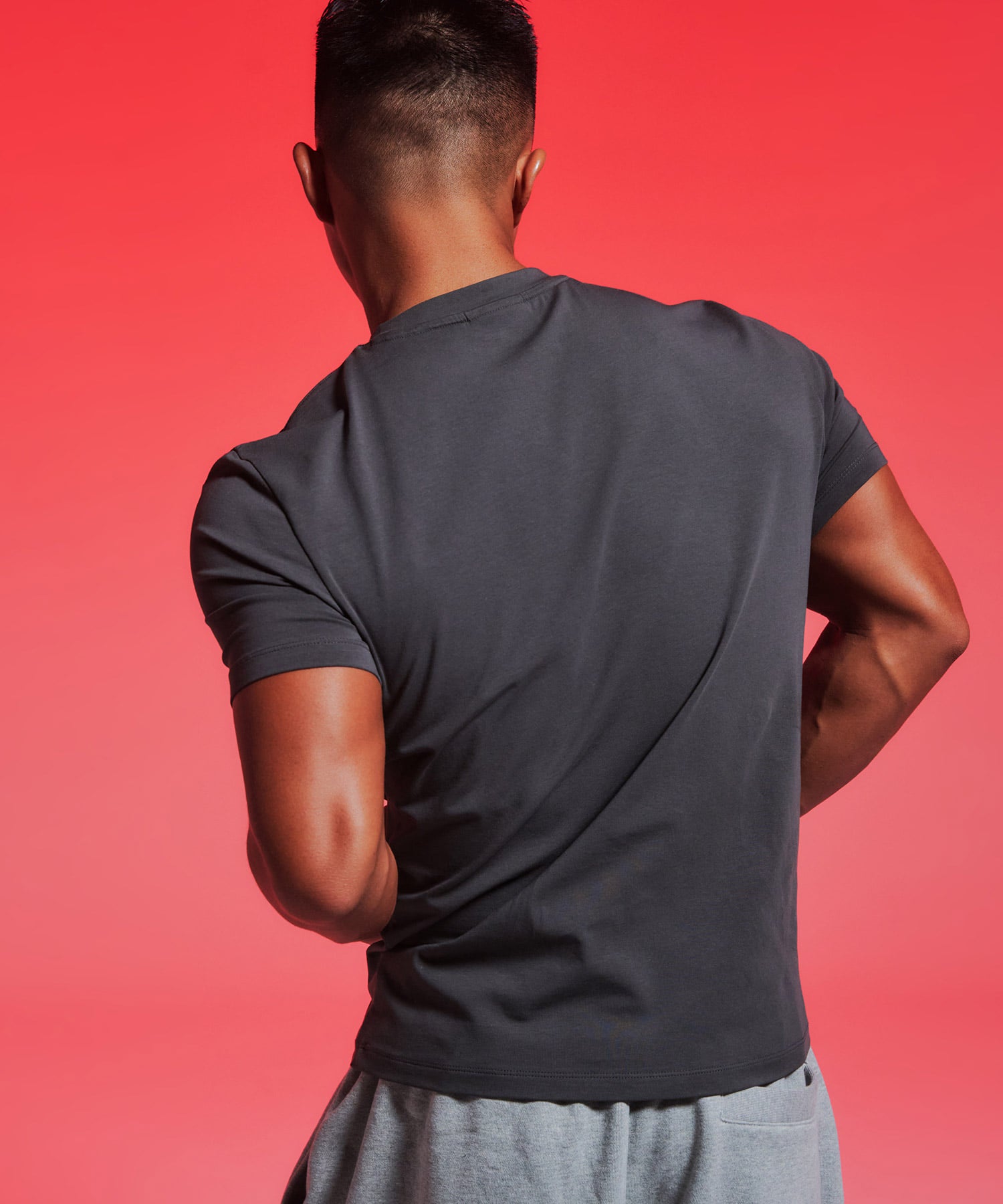 SILVER B LOGO MUSCLE FIT T-SHIRTS [CHARCOAL]
