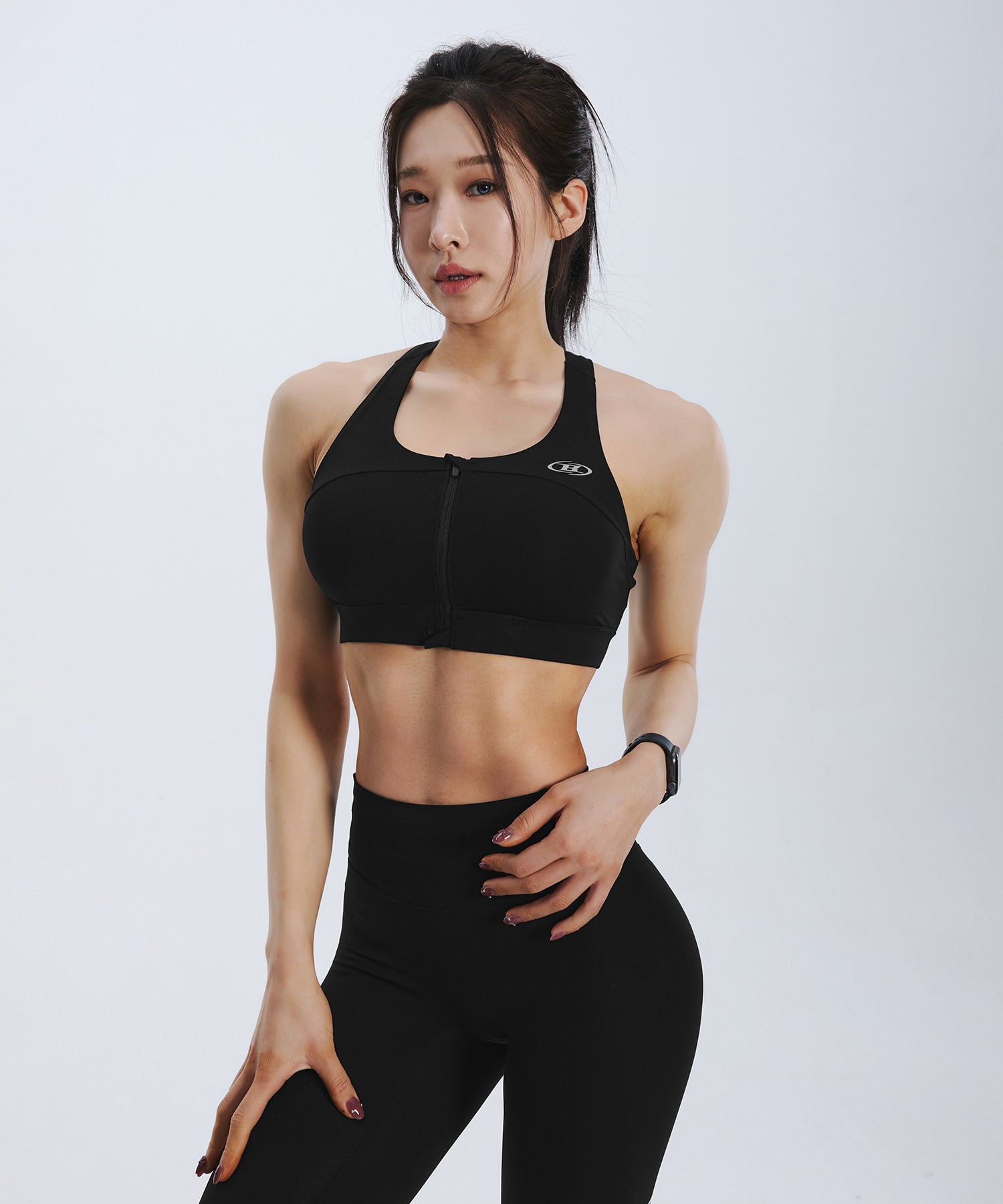 韓国限定】W BRN FRONT ZIP BRA TOP [BLACK] – BORNTOWIN JAPAN EC-shop