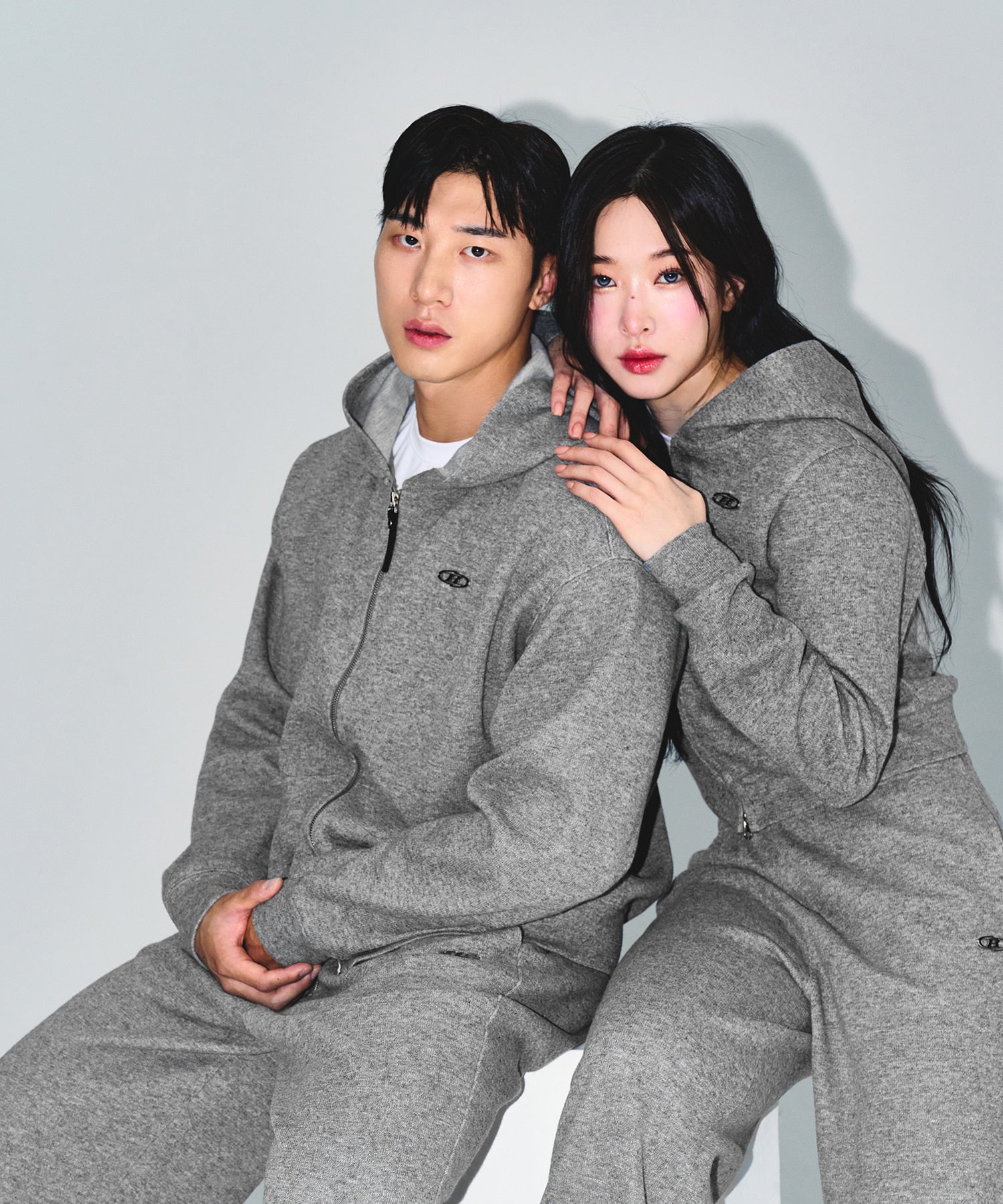 【予約販売：ご注文より1～3週間後に発送予定】KNIT LIKE HOODIE ZIP UP [MELANGE GREY]