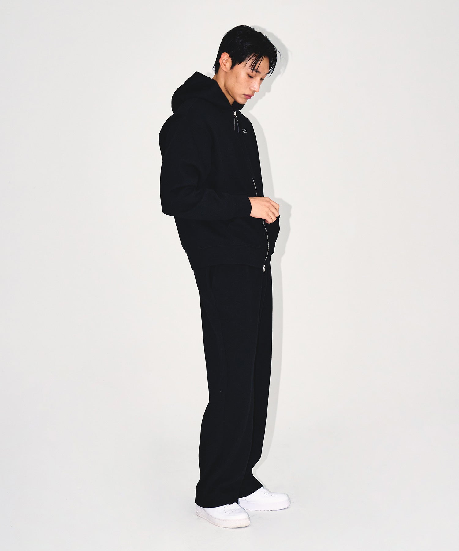 【予約販売：ご注文より1～3週間後に発送予定】KNIT LIKE HOODIE ZIP UP [BLACK]