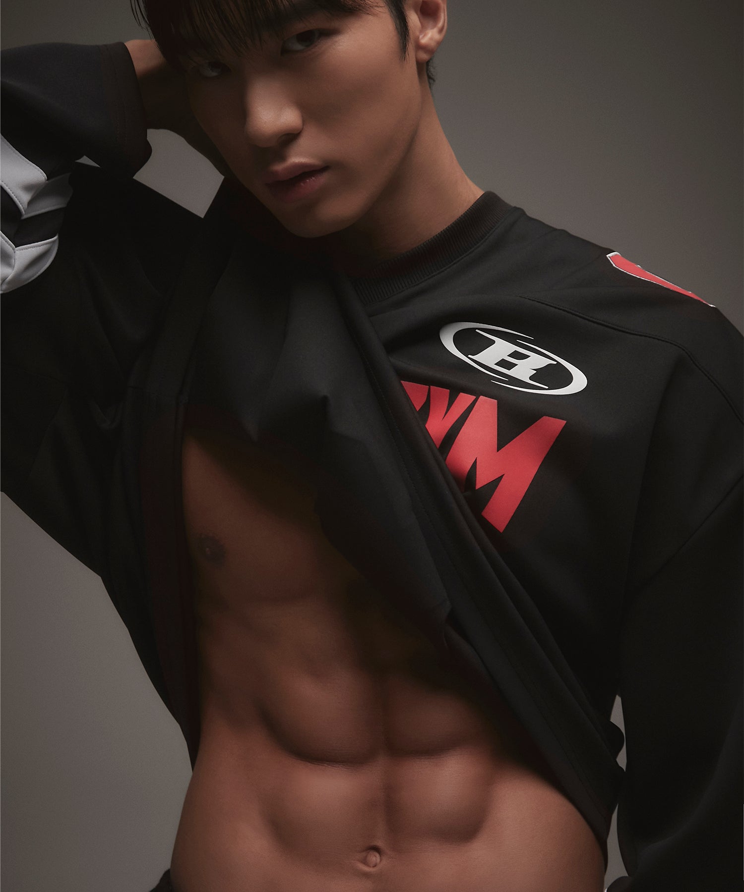 【予約販売：ご注文より1～3週間後に発送予定】MONSTERZYM HOCKEY JERSEY [BLACK]