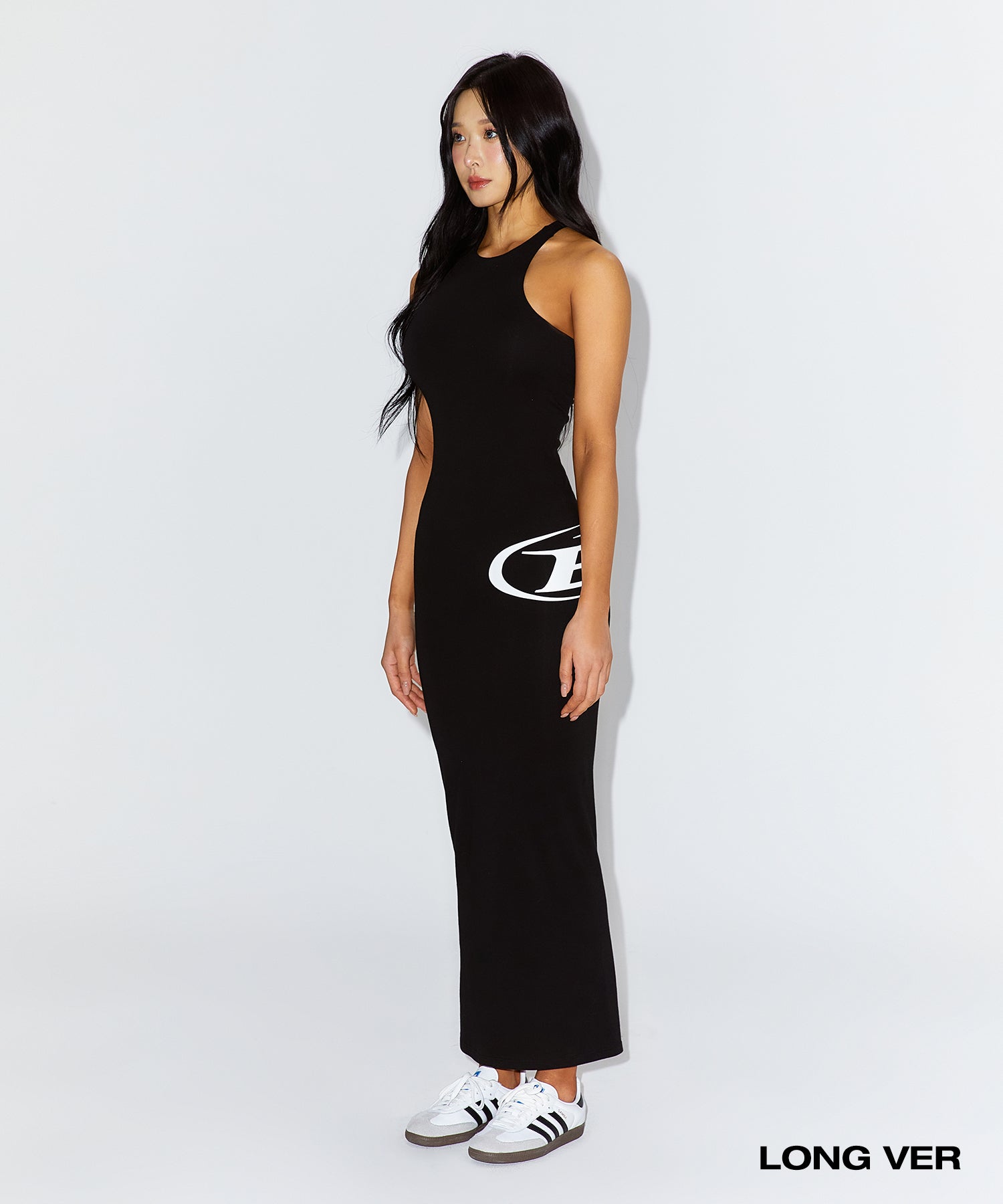 WINNER SLEEVELESS LONG DRESS [BLACK]