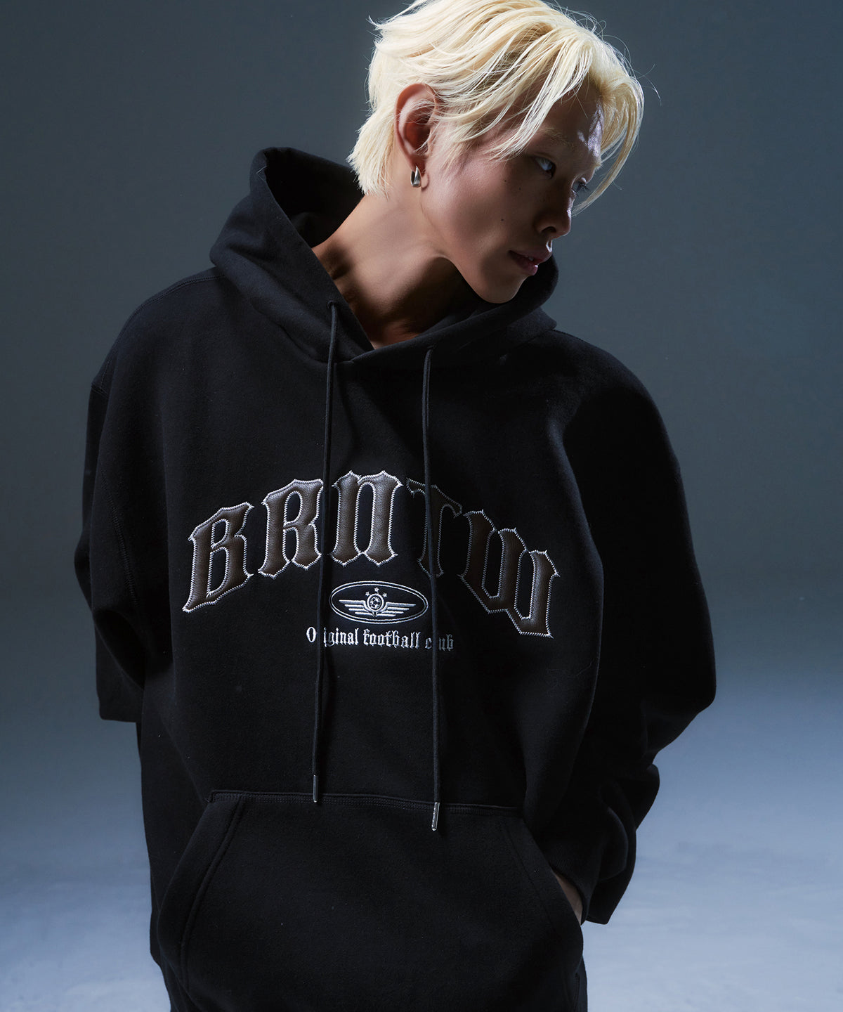 FLEECE BRNTW FOOTBALL CLUB OVER FIT HOODIE [BLACK]