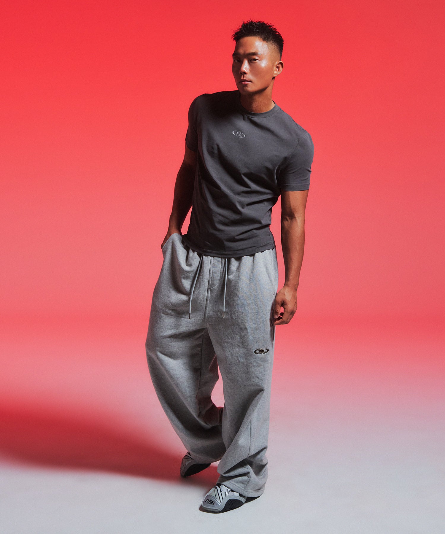 SILVER B LOGO MUSCLE FIT T-SHIRTS [CHARCOAL]