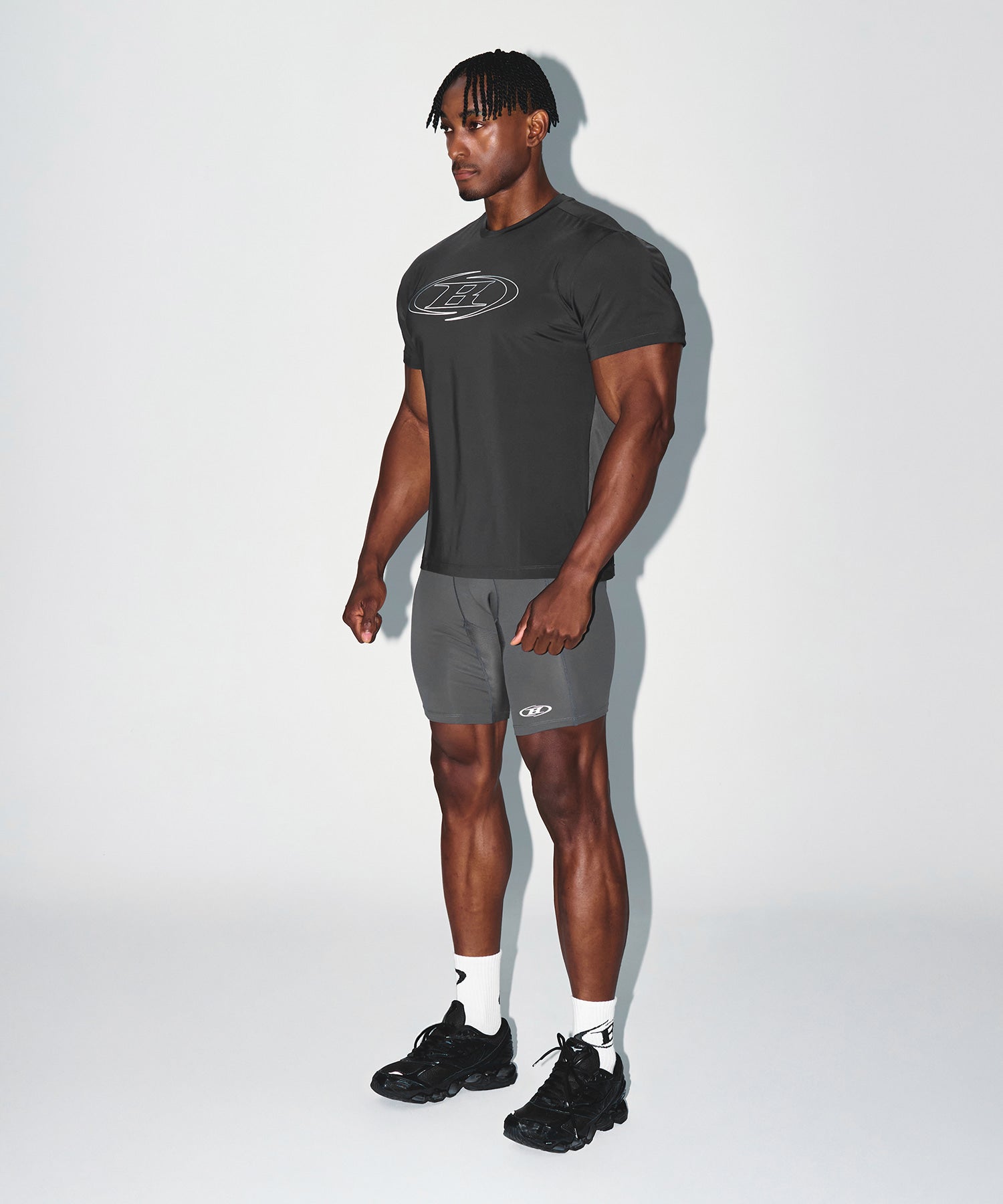 【予約販売：ご注文より1～3週間後に発送予定】STROKE B QUICK DRY T-SHIRTS [CHARCOAL]
