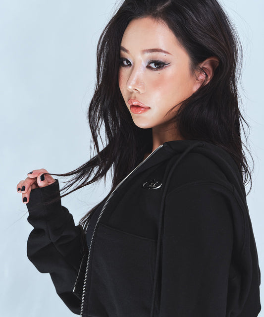 CHROME B CROP ZIP-UP HOODIE [BLACK]