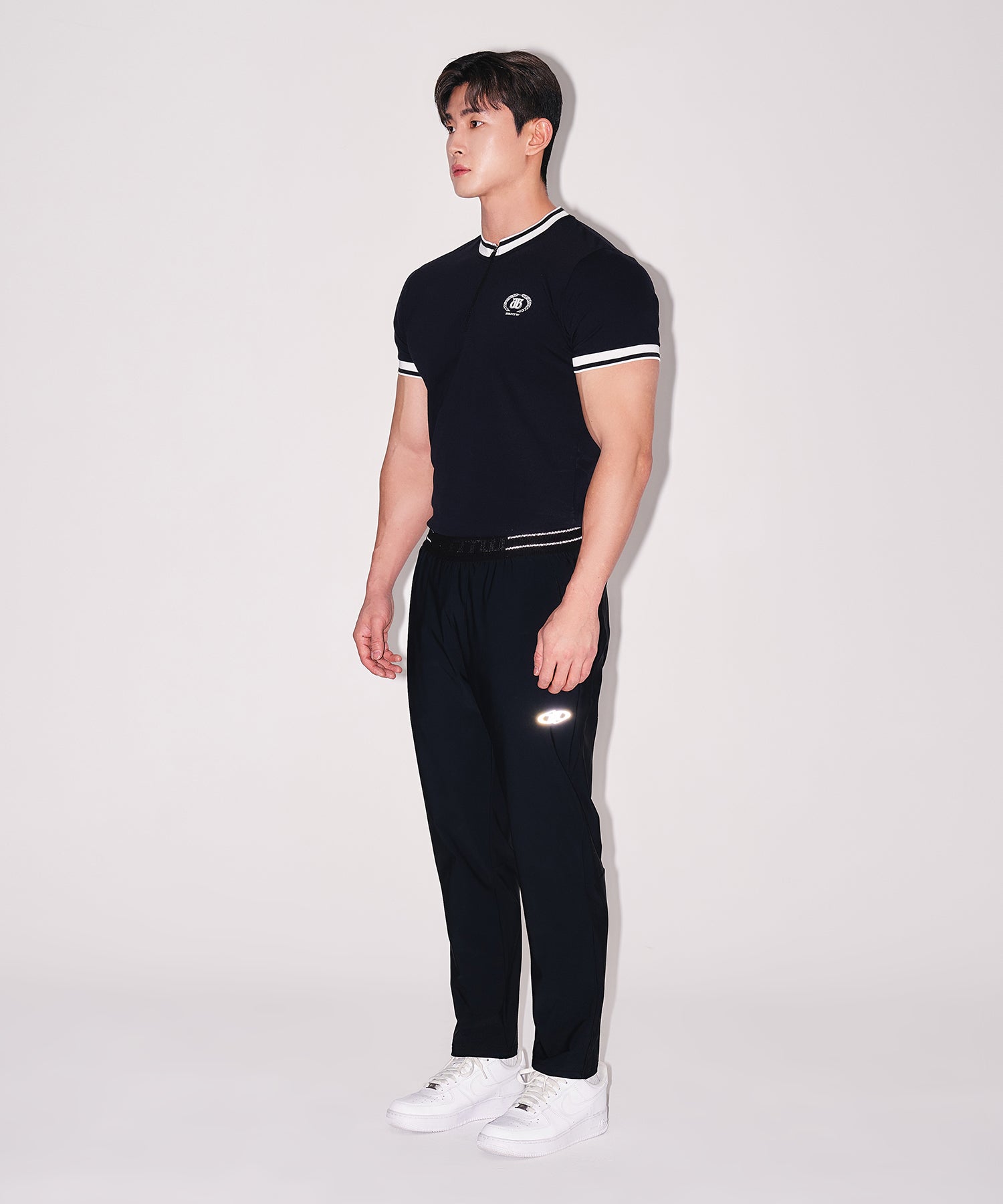 DOUBLE B EMBLEM HALF ZIP UP JERSEY [BLACK]