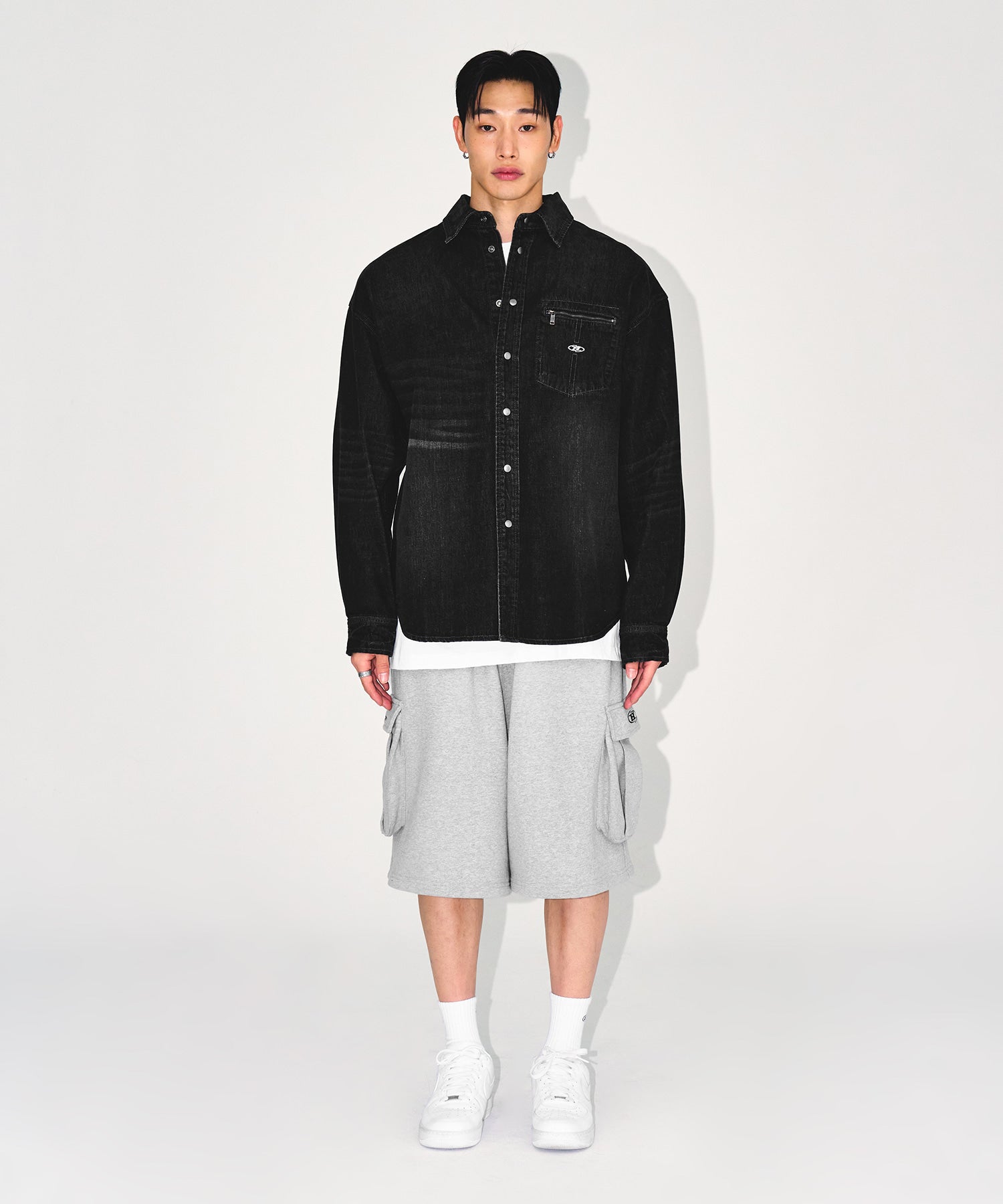 【予約販売：ご注文より1～3週間後に発送予定】WASHED DENIM OVER FIT SHIRTS [BLACK DENIM]