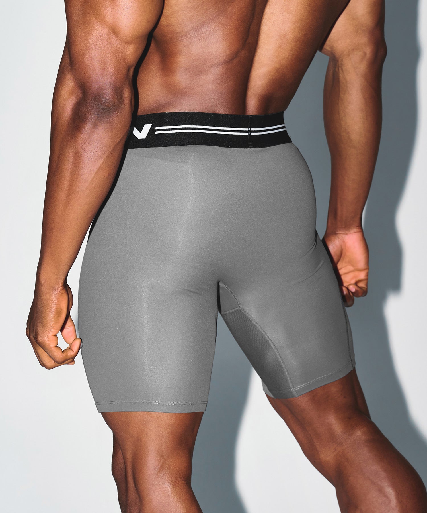 【予約販売：ご注文より1～3週間後に発送予定】BRN OUTBAND SHORT LEGGINGS [CHARCOAL]