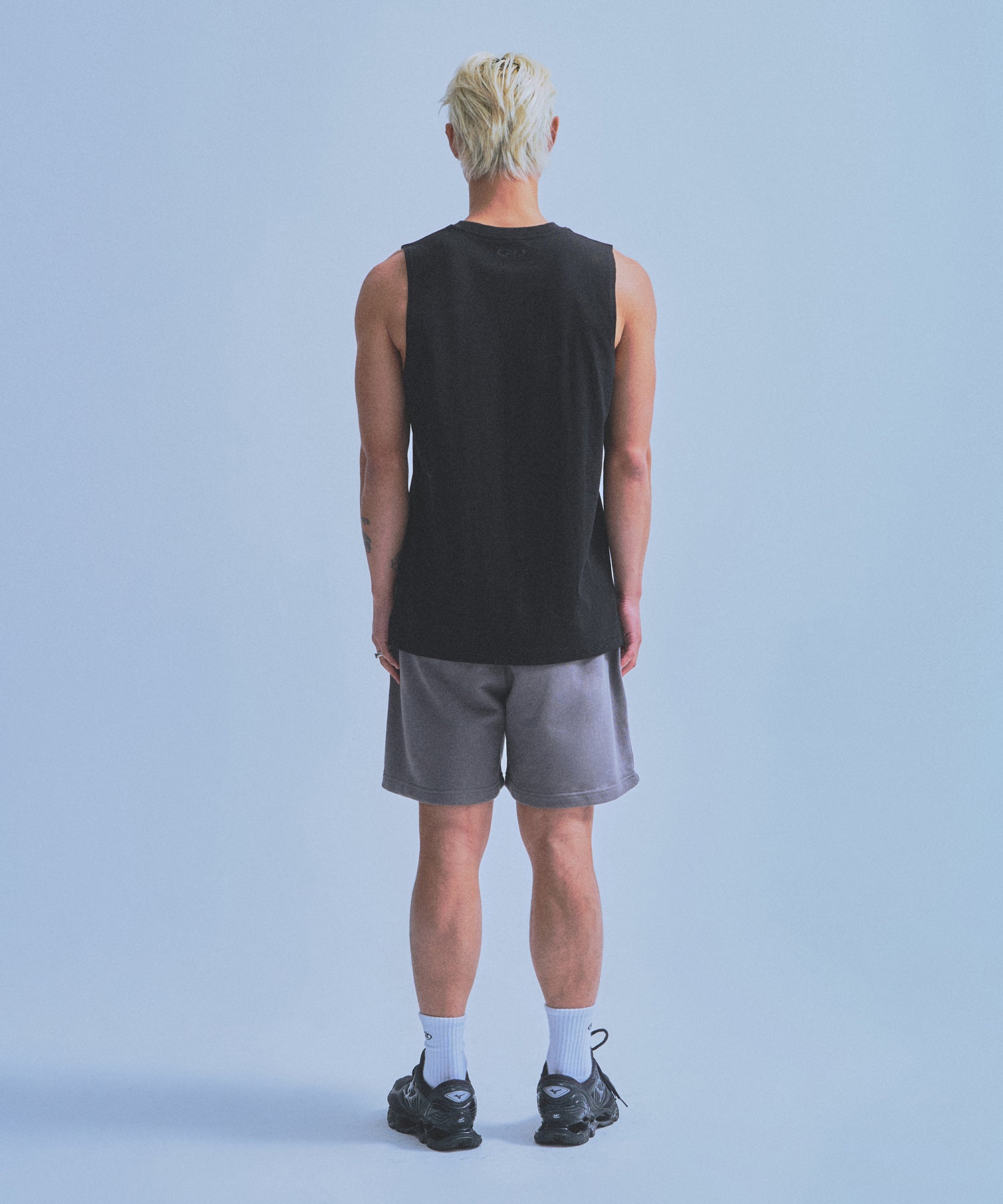 【5/9 release】TRIBAL COMFORT FIT SLEEVLESS [BLACK]