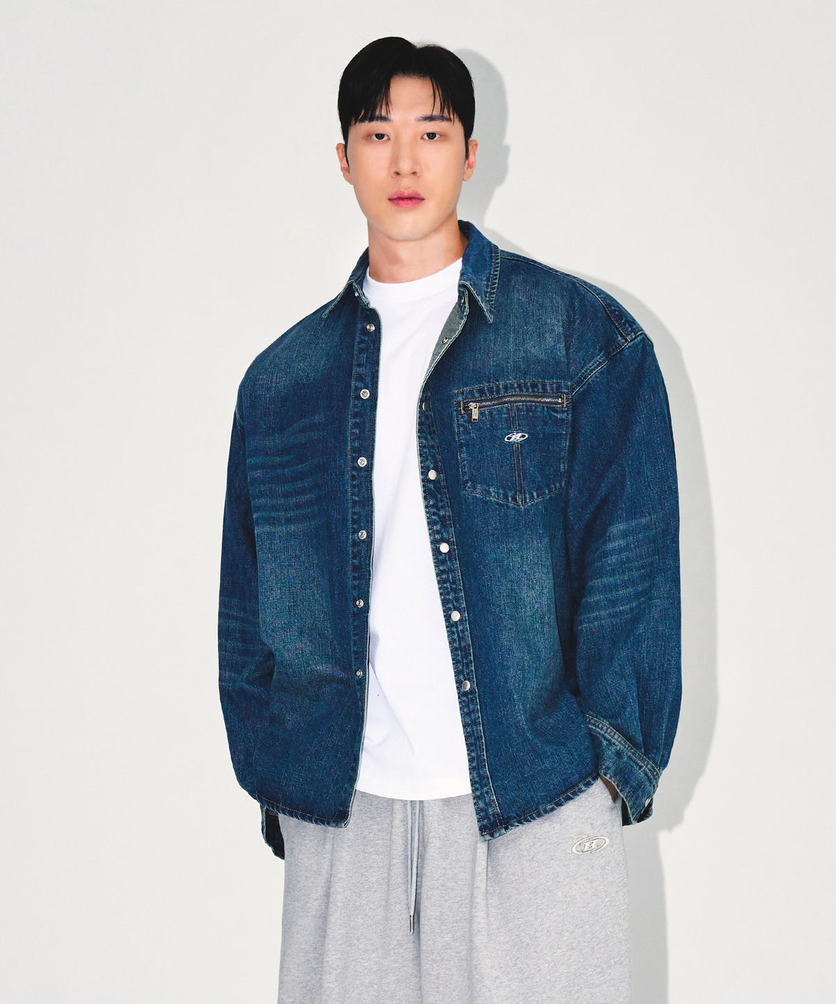 【韓国限定】WASHED DENIM OVER FIT SHIRTS [MID DENIM]