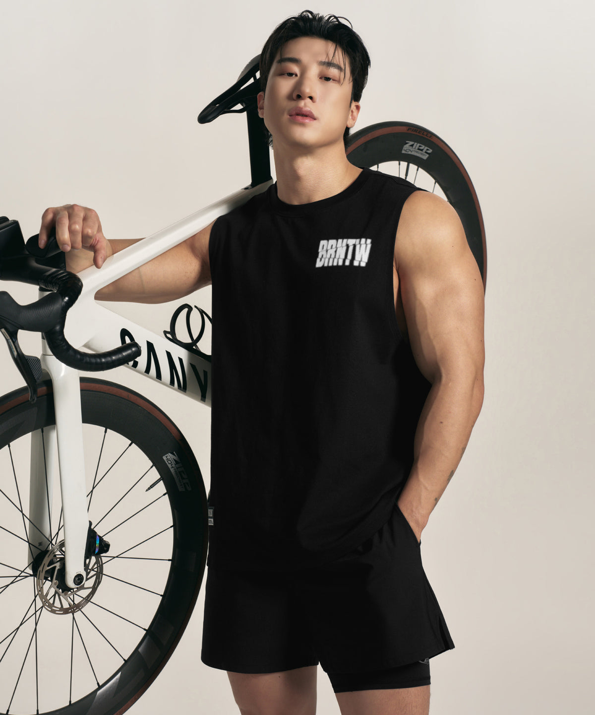 【韓国限定】BRNTW HALFTONE SLEEVELESS [BLACK]