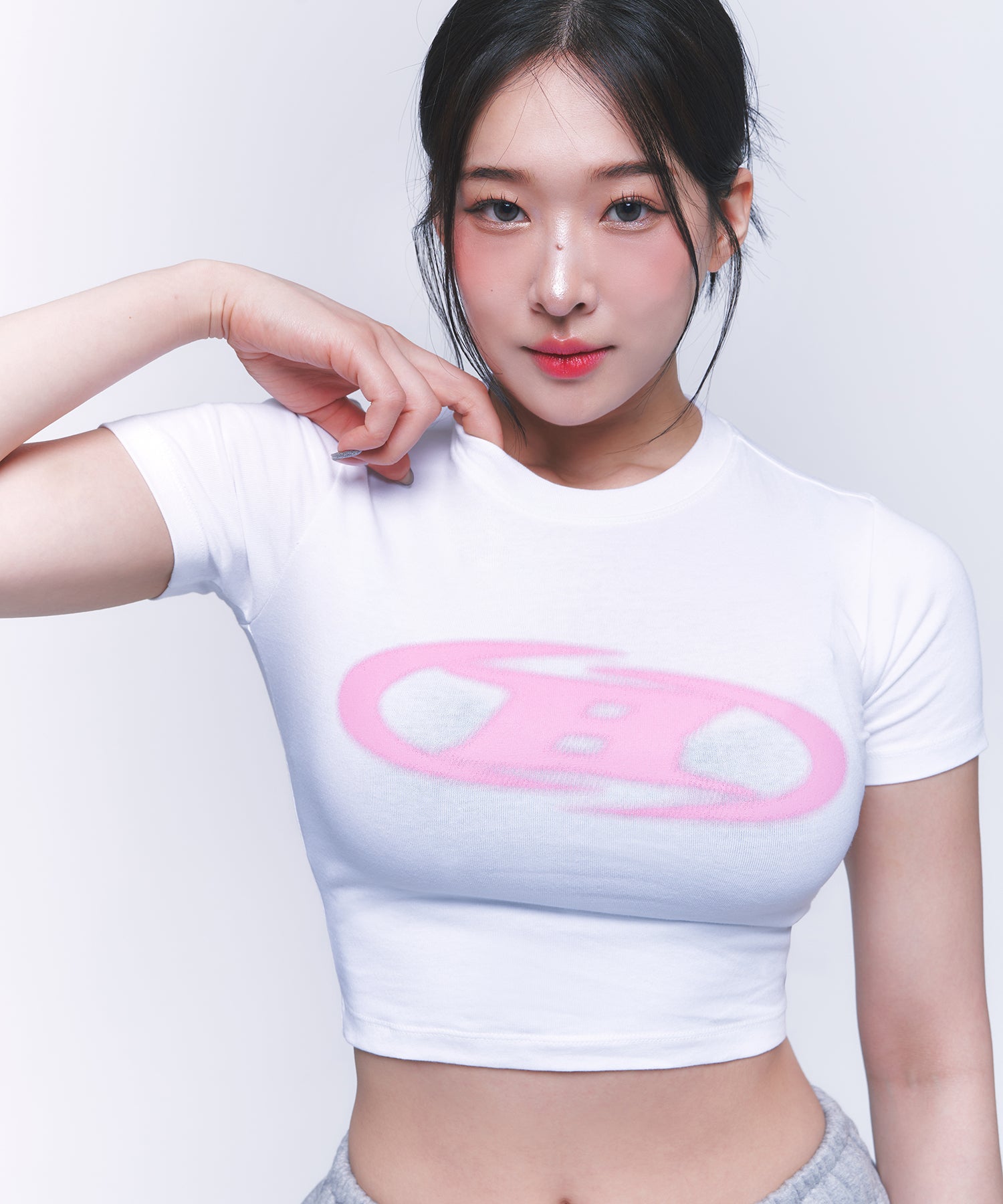 BLUR LOGO CROP TOP [IVORY]