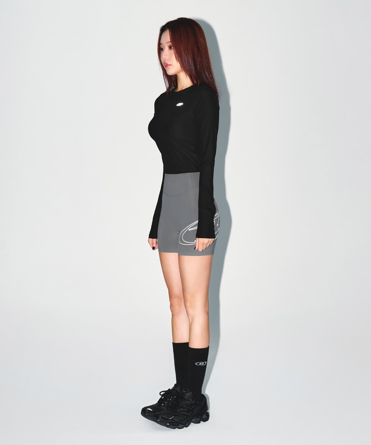 【予約販売：ご注文より1～3週間後に発送予定】W STROKE B 3.5 BIKER SHORTS [CHARCOAL]