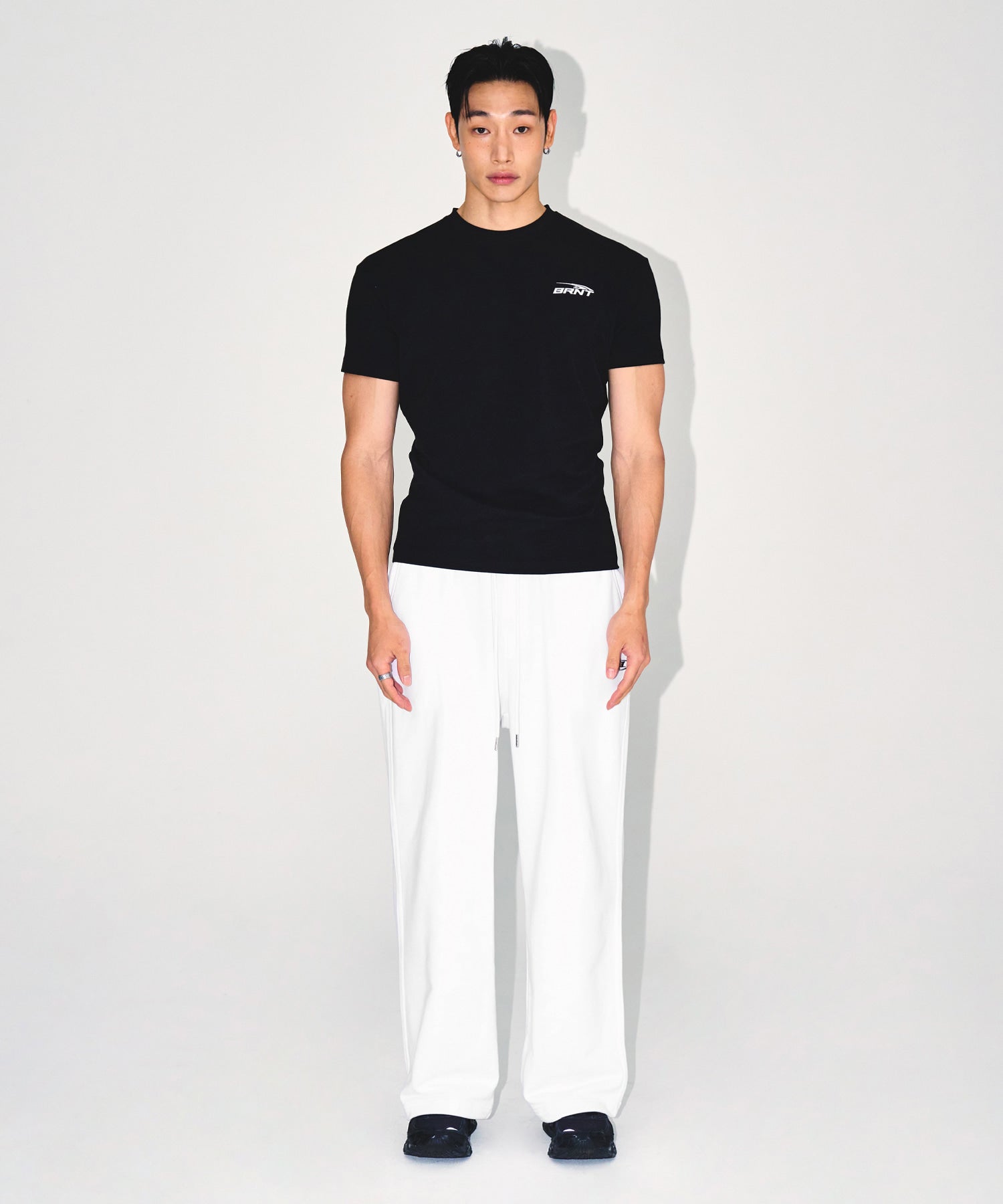 【予約販売：ご注文より1～3週間後に発送予定】BRNT BACK LOGO MUSCLE FIT T-SHIRTS [BLACK]